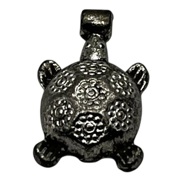 Turtle Shaped Silver Tone Metal Pendant‎ With Floral Engravings 2cm - Picture 3 of 6